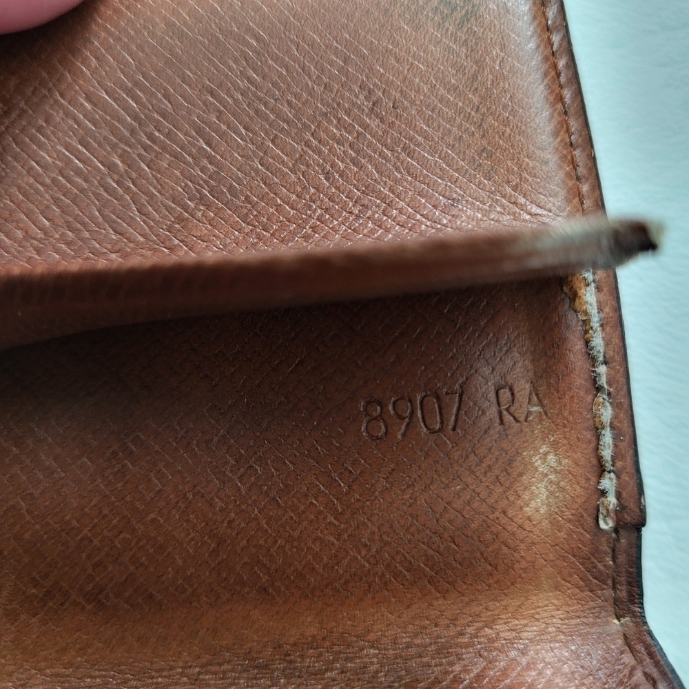Louis Vuitton monogram brown card case wallet - Picture 6 of 7